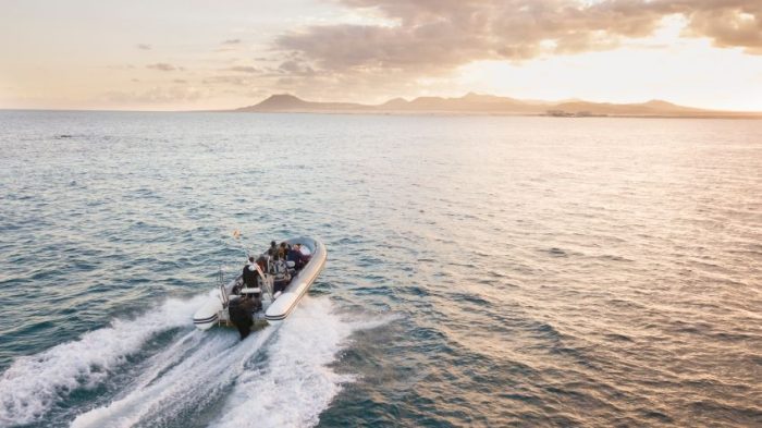 NAUTIC CLEAN - SREDSTVO ZA ČIŠĆENJE GUMENJAKA br. 07* - Slika 2